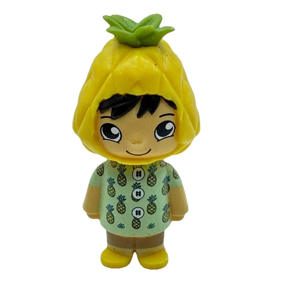 RYAN'S WORLD Island Series Mystery Micro Figure (Pineapple Ryan) Cake Topper
